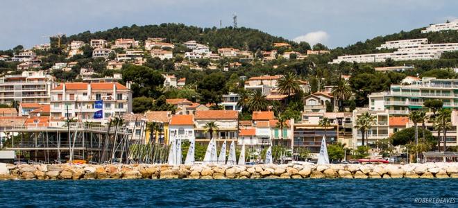 The Mediterranean OK Dinghy ©  Robert Deaves